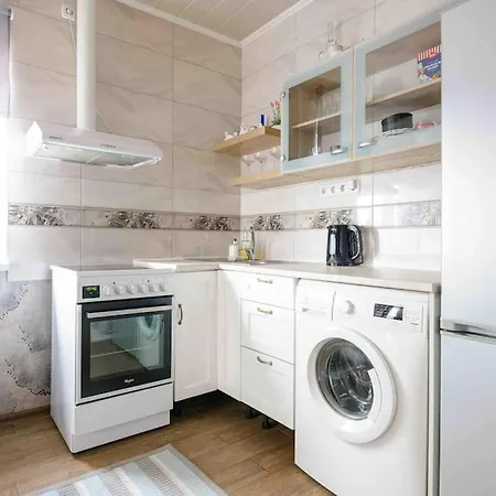 Hébergement de vacances House And Sauna House With Garden In The City