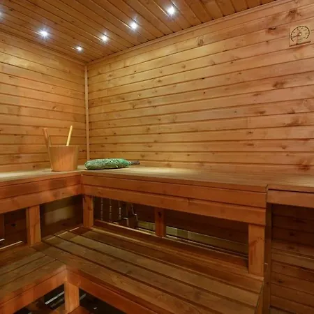 Hébergement de vacances House And Sauna House With Garden In The City Pärnu