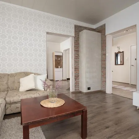 House And Sauna House With Garden In The City Hébergement de vacances